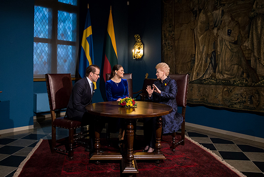 Under Kronprinsessparets möte med president Dalia Grybauskaite. 