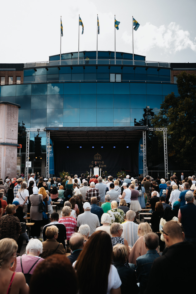 Många länsbor hade samlats på Gävle stortorg för att delta i firandet.